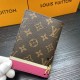 2023FW LOUIS VUITTON For those who want a classic Louis Vuitton card case 2023FW LOUIS VUITTON For those who want a classic Louis Vuitton card case