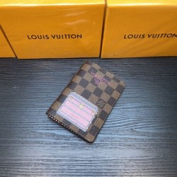 2023FW LOUIS VUITTON Popular model favorite card case