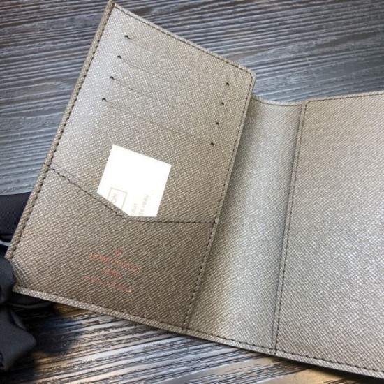 2023FW LOUIS VUITTON Popular items restock card case 2023FW LOUIS VUITTON Popular items restock card case