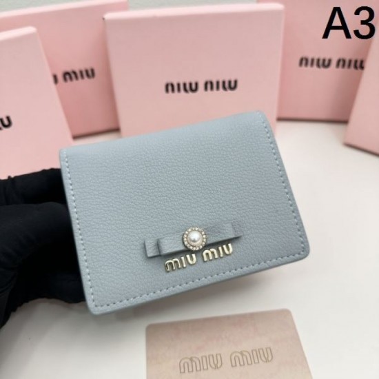2023FW MIU MIU Miu Miu classic popular latest bi-fold wallet 2023FW MIU MIU Miu Miu classic popular latest bi-fold wallet