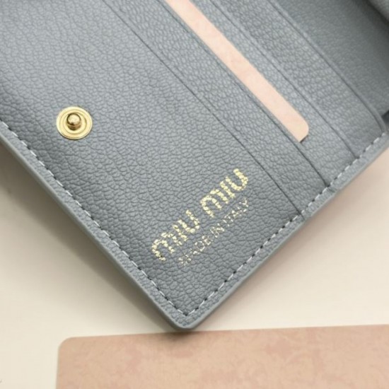 2023FW MIU MIU Miu Miu classic popular latest bi-fold wallet 2023FW MIU MIU Miu Miu classic popular latest bi-fold wallet