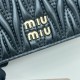 2023FW MIU MIU Miu Miu Adult-like texture bi-fold wallet 2023FW MIU MIU Miu Miu Adult-like texture bi-fold wallet