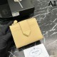 2023FW PRADA Prada A coveted brand bi-fold wallet that makes you feel good 2023FW PRADA Prada A coveted brand bi-fold wallet that makes you feel good