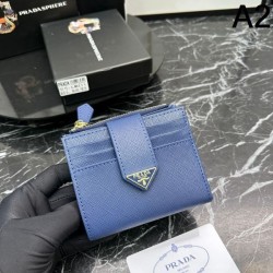 2023FW PRADA Prada A coveted brand bi-fold wallet that makes you feel good