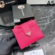 2023FW PRADA Prada A coveted brand bi-fold wallet that makes you feel good 2023FW PRADA Prada A coveted brand bi-fold wallet that makes you feel good