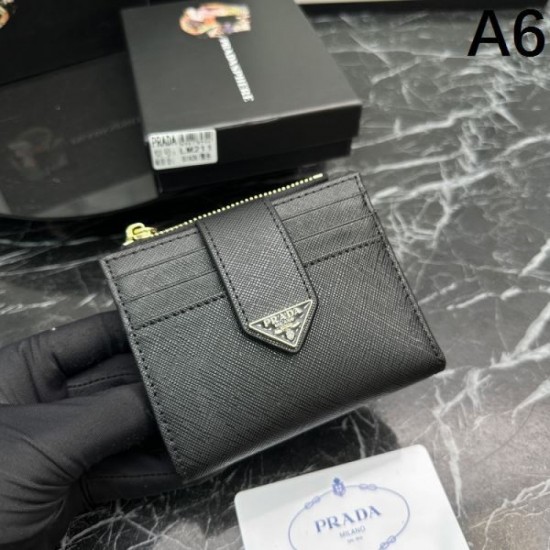 2023FW PRADA Prada A coveted brand bi-fold wallet that makes you feel good 2023FW PRADA Prada A coveted brand bi-fold wallet that makes you feel good