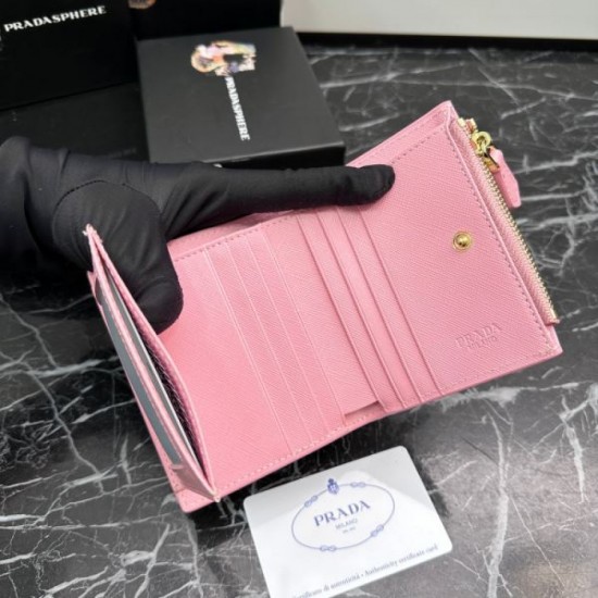 2023FW PRADA Prada spacious item tri-fold wallet 2023FW PRADA Prada spacious item tri-fold wallet
