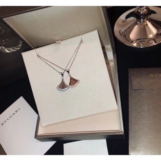 BVLGARI Bvlgari necklace 2023SS logo is beautiful BVLGARI Bvlgari necklace 2023SS logo is beautiful