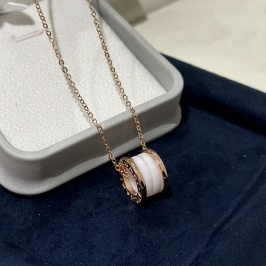 BVLGARI Bvlgari New arrival 2023FW necklace to improve your fashion level BVLGARI Bvlgari New arrival 2023FW necklace to improve your fashion level