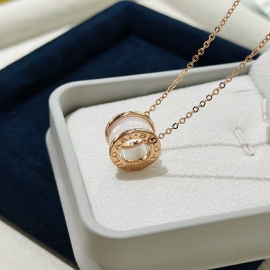 BVLGARI Bvlgari New arrival 2023FW necklace to improve your fashion level BVLGARI Bvlgari New arrival 2023FW necklace to improve your fashion level