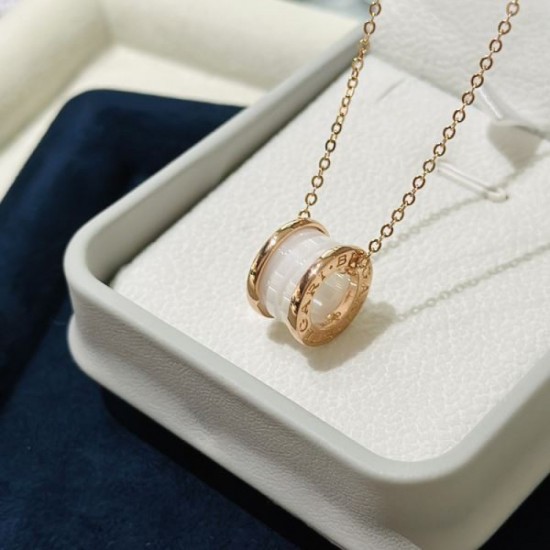 BVLGARI Bvlgari New arrival 2023FW necklace to improve your fashion level BVLGARI Bvlgari New arrival 2023FW necklace to improve your fashion level
