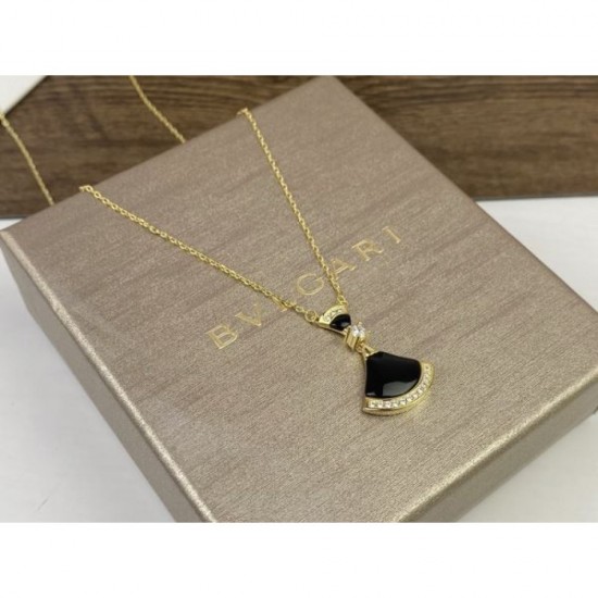 BVLGARI Bvlgari Autumn/Winter Refreshing Style 2023FW Necklace BVLGARI Bvlgari Autumn/Winter Refreshing Style 2023FW Necklace