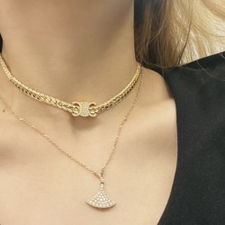 2023SS necklace now available at a new price! Celine Celine