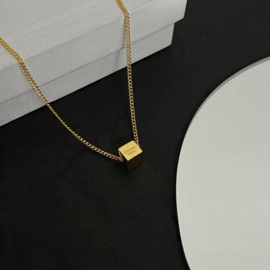 CELINE Celine Necklace 2023SS Latest Popular Sale This Summer CELINE Celine Necklace 2023SS Latest Popular Sale This Summer