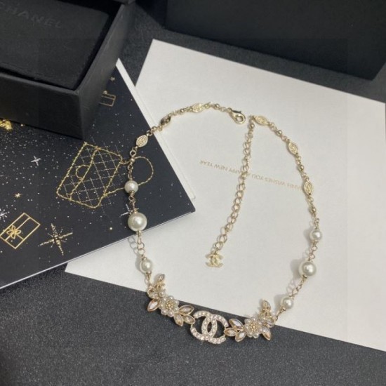 CHANEL Very wintery item 2023FW necklace CHANEL Very wintery item 2023FW necklace