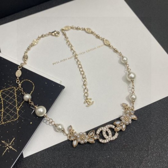 CHANEL Very wintery item 2023FW necklace CHANEL Very wintery item 2023FW necklace