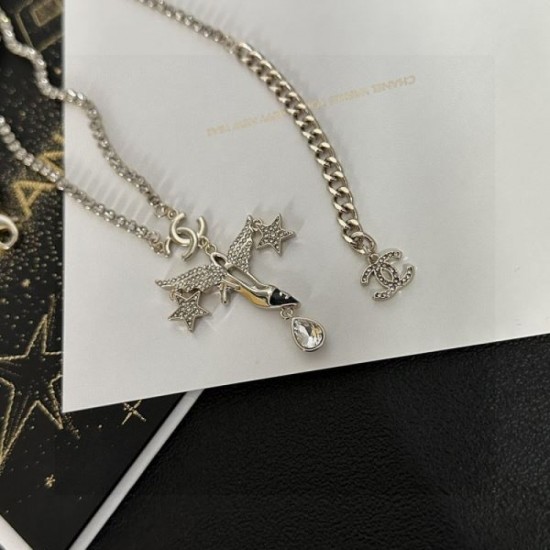 CHANEL Enjoy fashion in fall and winter 2023FW necklace CHANEL Enjoy fashion in fall and winter 2023FW necklace