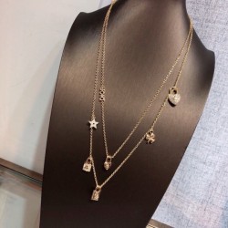 2023SS necklace Model DIOR Dior which is quite popular in Japan