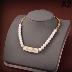 DIOR Celebrities are obsessed with the brand new item 2023FW Necklace
