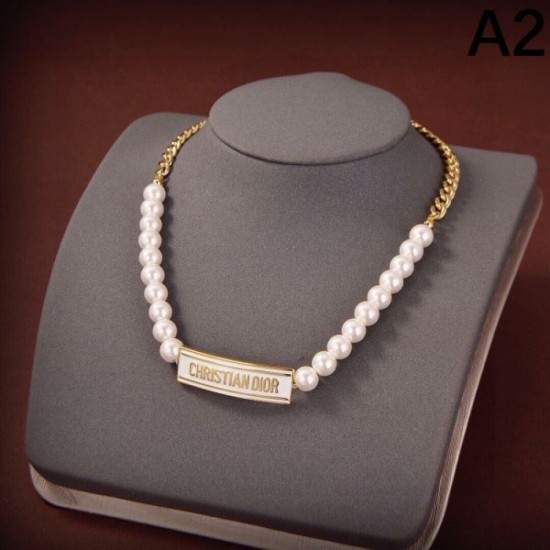 DIOR Celebrities are obsessed with the brand new item 2023FW Necklace DIOR Celebrities are obsessed with the brand new item 2023FW Necklace