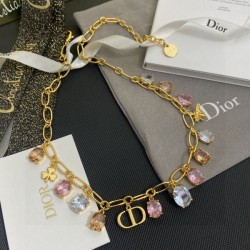 DIOR Dior Upgrade your classic winter style 2023FW Necklace
