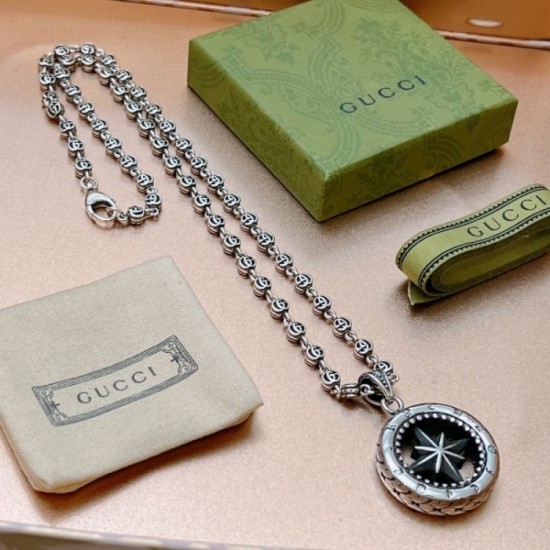 2023SS Necklace You can't miss the attention of spring GUCCI Gucci 2023SS Necklace You can't miss the attention of spring GUCCI Gucci
