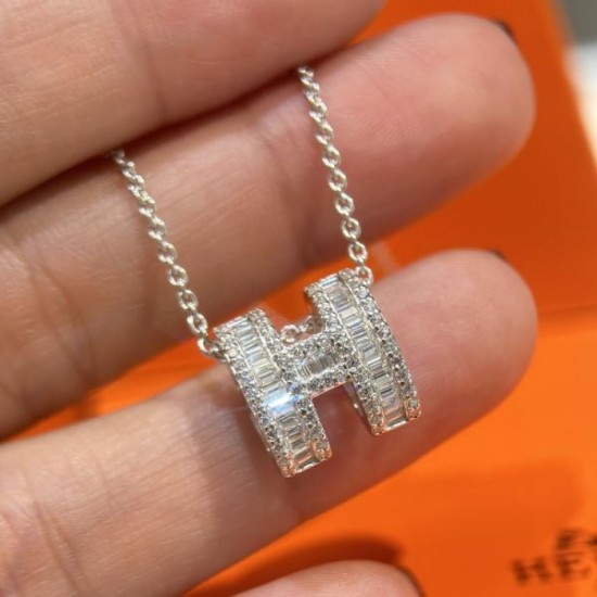 2023FW Necklace HERMES Make a cool impression 2023FW Necklace HERMES Make a cool impression