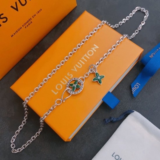 2023SS necklace High degree of utilization LOUIS VUITTON Louis Vuitton 2023SS necklace High degree of utilization LOUIS VUITTON Louis Vuitton
