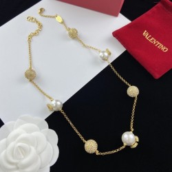 2023SS necklace 100% new VALENTINO Valentino