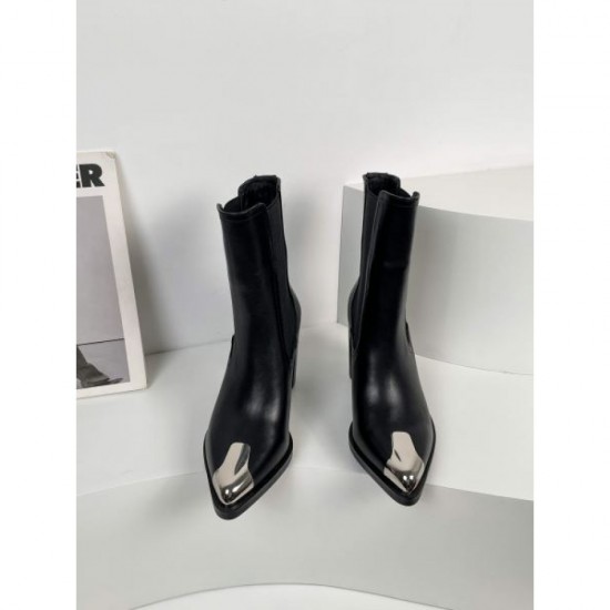 A popular product every year Boots 2023FW ALEXANDER WANG A popular product every year Boots 2023FW ALEXANDER WANG