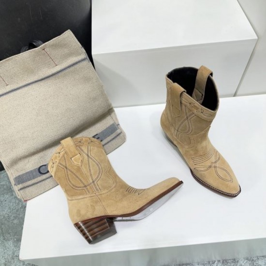 Trendy boots you definitely want to keep in mind 2023FW CELINE Trendy boots you definitely want to keep in mind 2023FW CELINE