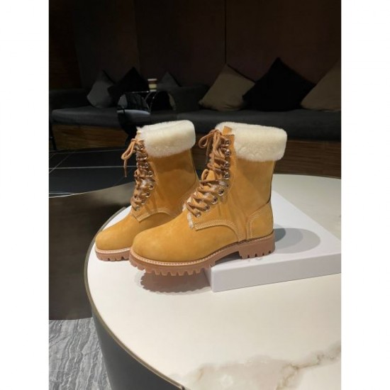 CELINE Essential items for this winter 2023FW boots CELINE Essential items for this winter 2023FW boots