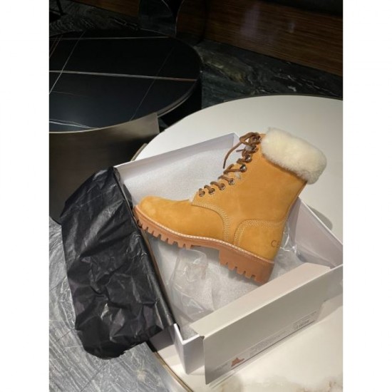 CELINE Essential items for this winter 2023FW boots CELINE Essential items for this winter 2023FW boots