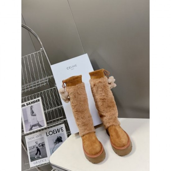 CELINE 2023FW boots that are useful during the change of seasons CELINE 2023FW boots that are useful during the change of seasons