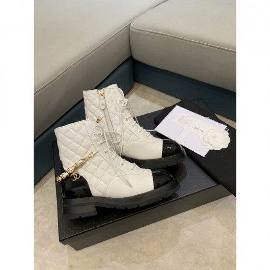 CHANEL Chanel boots 2023AW Like a pretty color like winter CHANEL Chanel boots 2023AW Like a pretty color like winter
