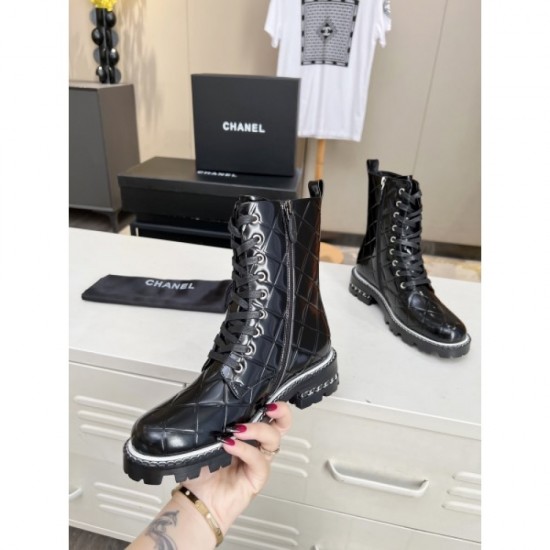 Adult style boots perfect for everyday use 2023FW CHANEL Chanel Adult style boots perfect for everyday use 2023FW CHANEL Chanel