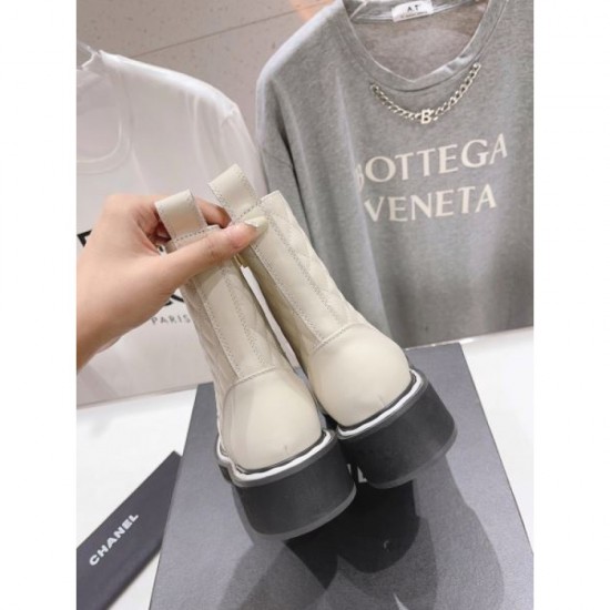 Recommended tops for fall and winter Boots 2023FW CHANEL CHANEL Recommended tops for fall and winter Boots 2023FW CHANEL CHANEL