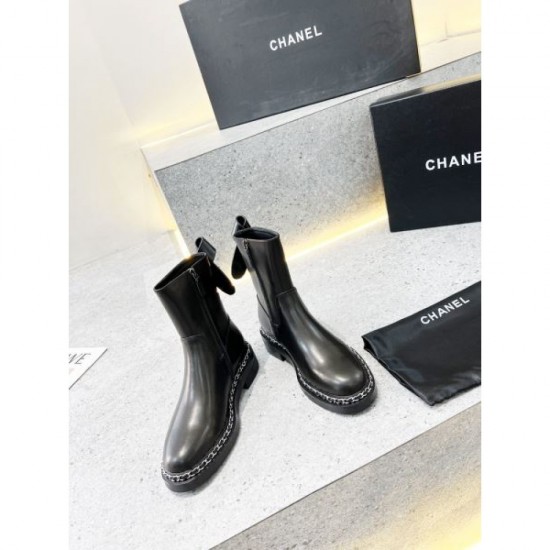 CHANEL 2023FW boots for elegant casual coordination CHANEL 2023FW boots for elegant casual coordination