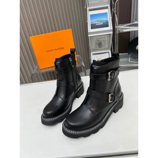 CHANEL CHANEL Become fashionable now! 2023FW boots CHANEL CHANEL Become fashionable now! 2023FW boots