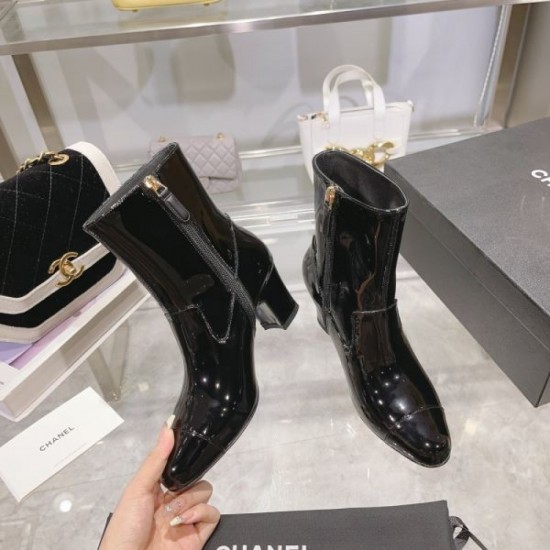 CHANEL This winter's favorite style 2023FW boots CHANEL This winter's favorite style 2023FW boots