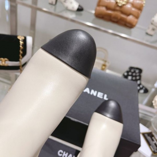 CHANEL Dress with a beautiful impression 2023FW boots CHANEL Dress with a beautiful impression 2023FW boots
