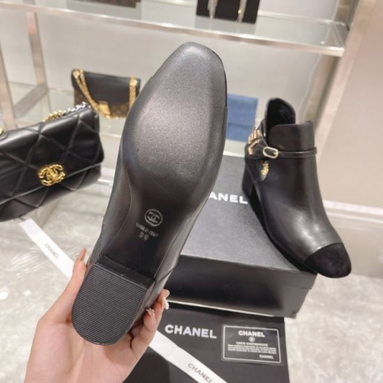 CHANEL Anyone can be fashionable! 2023FW boots CHANEL Anyone can be fashionable! 2023FW boots