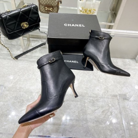 CHANEL Unexpectedly bargain 2023FW boots at CHANEL VIP sale CHANEL Unexpectedly bargain 2023FW boots at CHANEL VIP sale