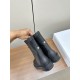 Stylish boots incorporating trends 2023FW DIOR Dior Stylish boots incorporating trends 2023FW DIOR Dior