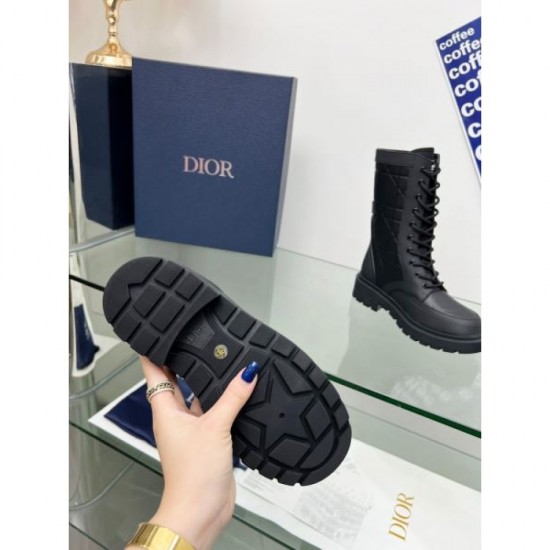 Boots essential for autumn/winter coordination 2023FW DIOR Dior Boots essential for autumn/winter coordination 2023FW DIOR Dior