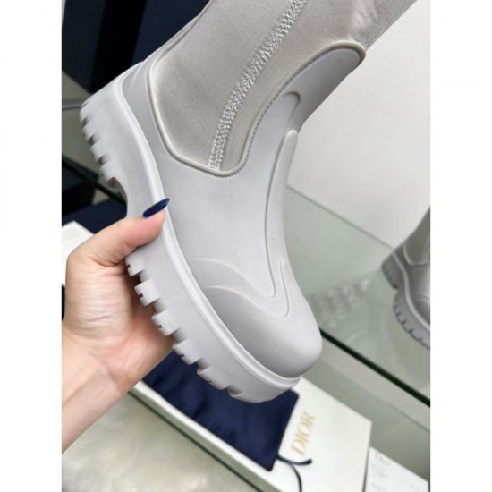 New fall/winter boots that captivate fashionable adults 2023FW DIOR Dior New fall/winter boots that captivate fashionable adults 2023FW DIOR Dior