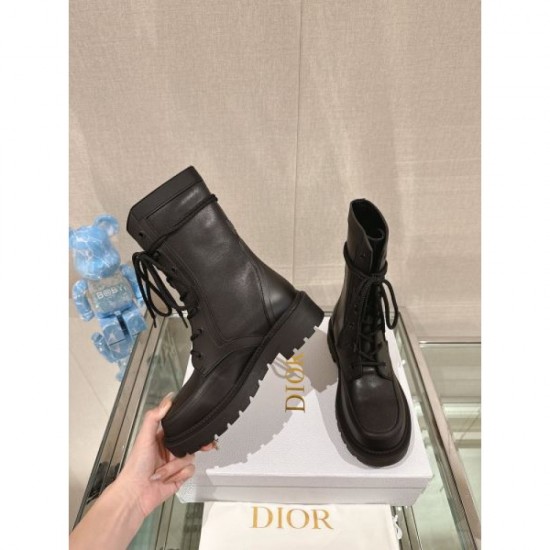 A battle is inevitable! Boots you definitely want to check out 2023FW DIOR Dior A battle is inevitable! Boots you definitely want to check out 2023FW DIOR Dior
