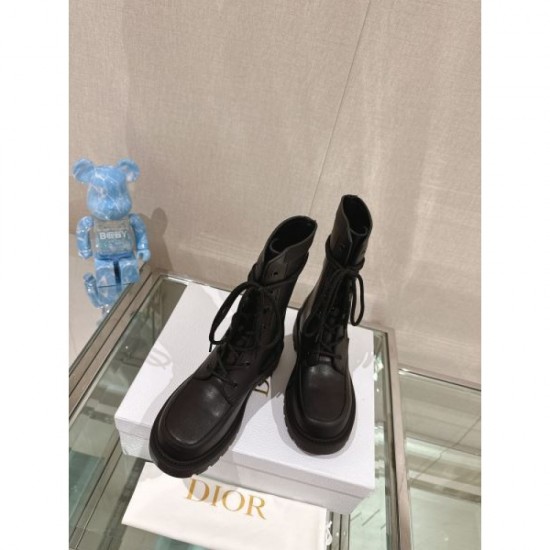 A battle is inevitable! Boots you definitely want to check out 2023FW DIOR Dior A battle is inevitable! Boots you definitely want to check out 2023FW DIOR Dior