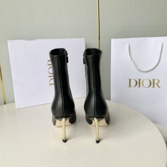 Boots with a simple and mature impression 2023FW DIOR Dior Boots with a simple and mature impression 2023FW DIOR Dior