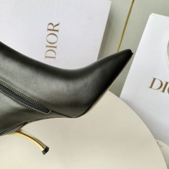 Boots with a simple and mature impression 2023FW DIOR Dior Boots with a simple and mature impression 2023FW DIOR Dior